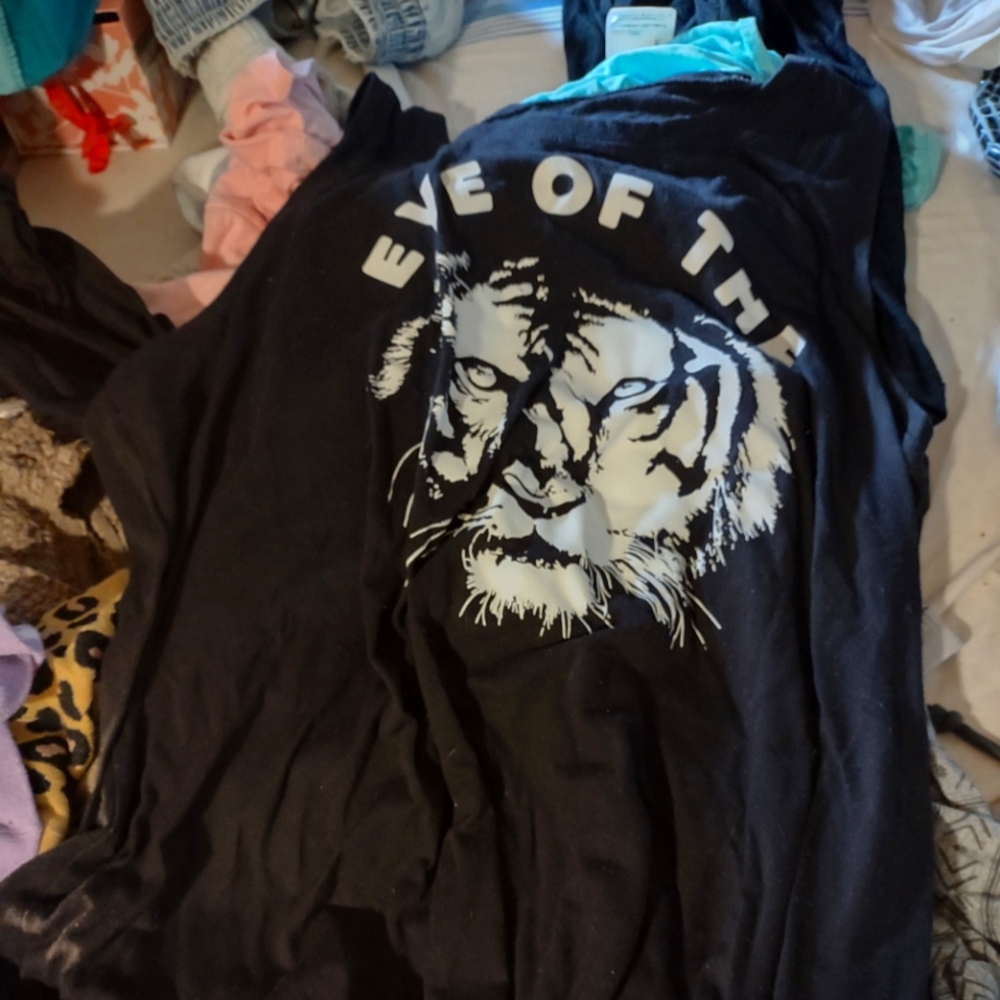 Eye of the tiger tank top